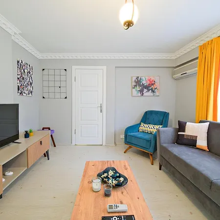 Taksim Istiklalin Kalbinde Konforlu Netflix Wifi Istanbul