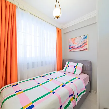 Taksim Istiklalin Kalbinde Konforlu Netflix Wifi * Istanbul