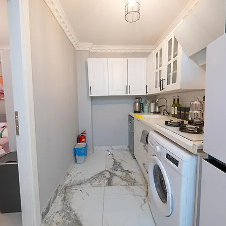 Taksim Istiklalin Kalbinde Konforlu Netflix Wifi Apartment *