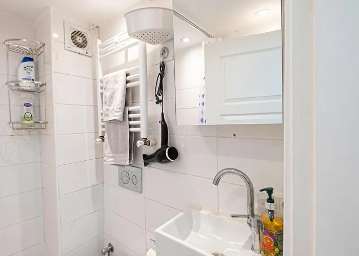 Appartement Taksim Istiklalin Kalbinde Konforlu Netflix Wifi Istanboel